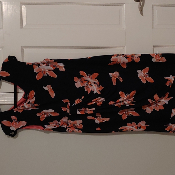 Connected, 18W, Navy floral print - Picture 1 of 1